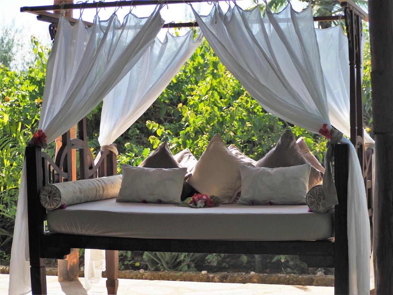 Tikitam Palms Boutique Hotel Pongwe Eksteriør billede