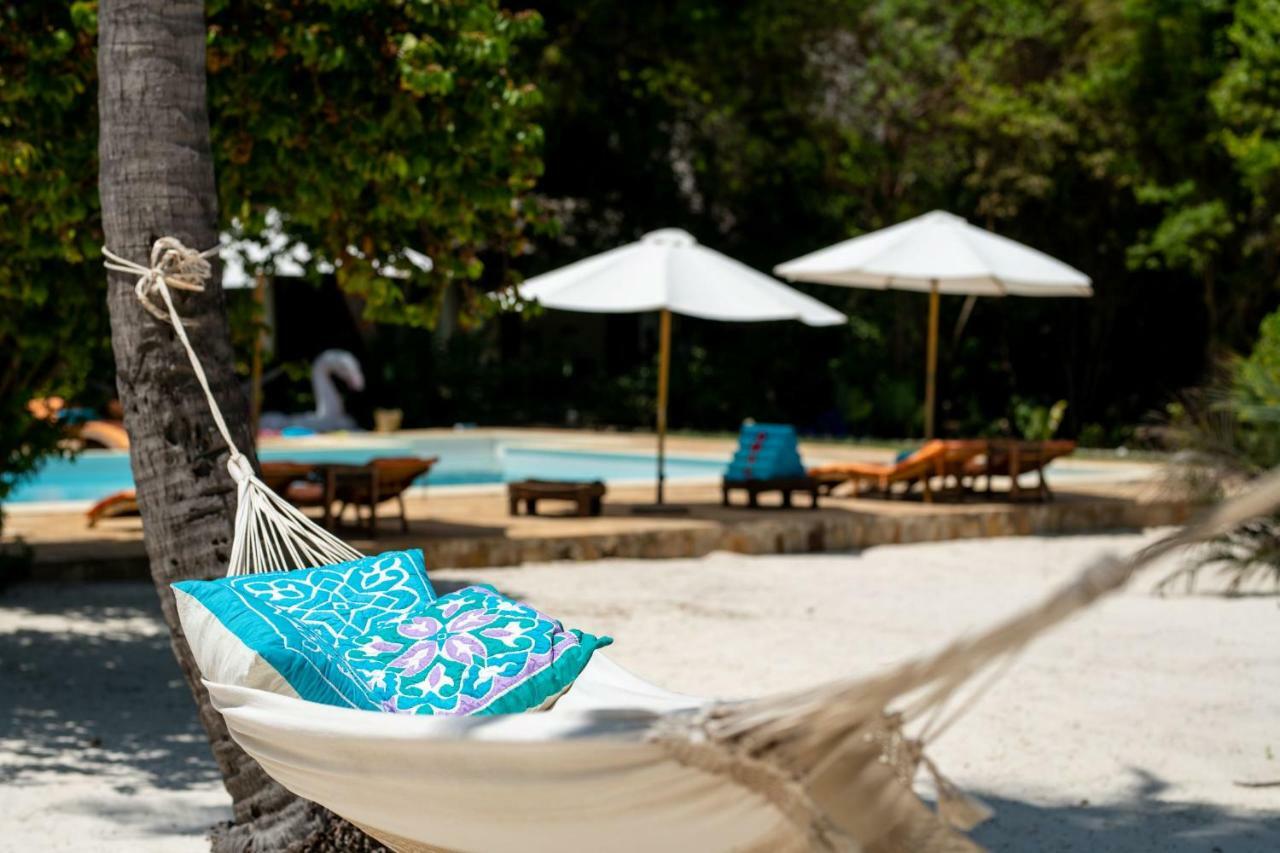 Tikitam Palms Boutique Hotel Pongwe Eksteriør billede